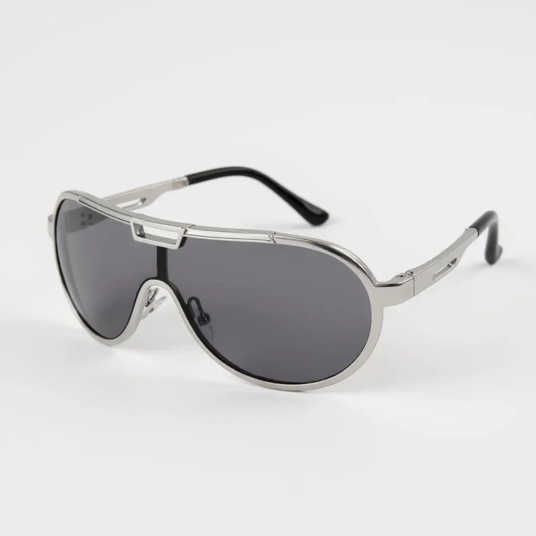 Óculos de Sol Aviador Vintage Masculino e Feminino Mionelle Tesla Prata em um fundo neutro