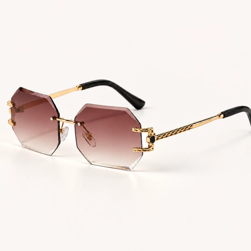 Óculos de sol feminino hexagonal sem aro Mionelle Facet Amber Brown em vista de três quartos