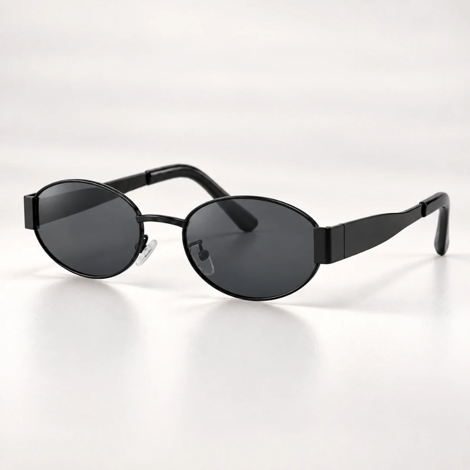 Óculos de sol feminino Mionelle Selene All Black em vista de três quartos