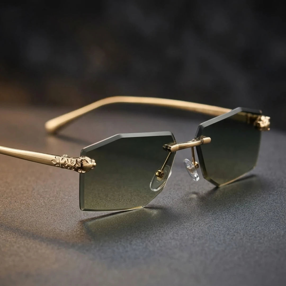 Detalhe das lentes verdes em degradê e do ornamento dourado lateral do Mionelle Aura Green
