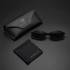 Mionelle Narrow Vibe All Black com hastes dobradas, estojo e pano de limpeza da marca
