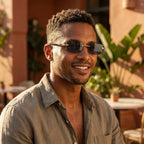 oculos-de-sol-masculino-retangular-y2k-sem-aro-mionelle-vortex-preto-07