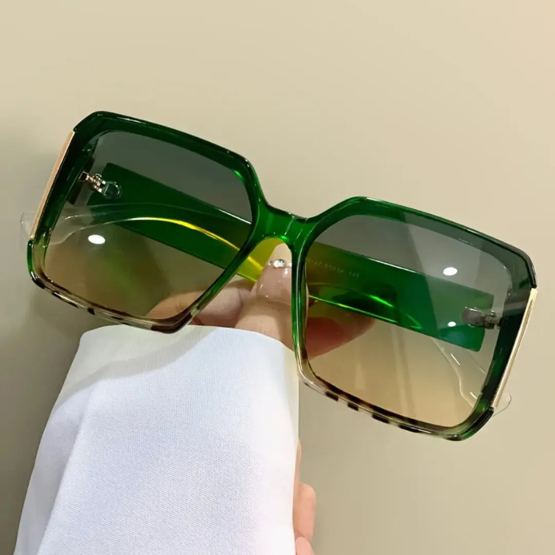 Óculos-de-Sol-Quadrado-Feminino-Oversized-Mionelle-Verona-Verde-Degradê-3