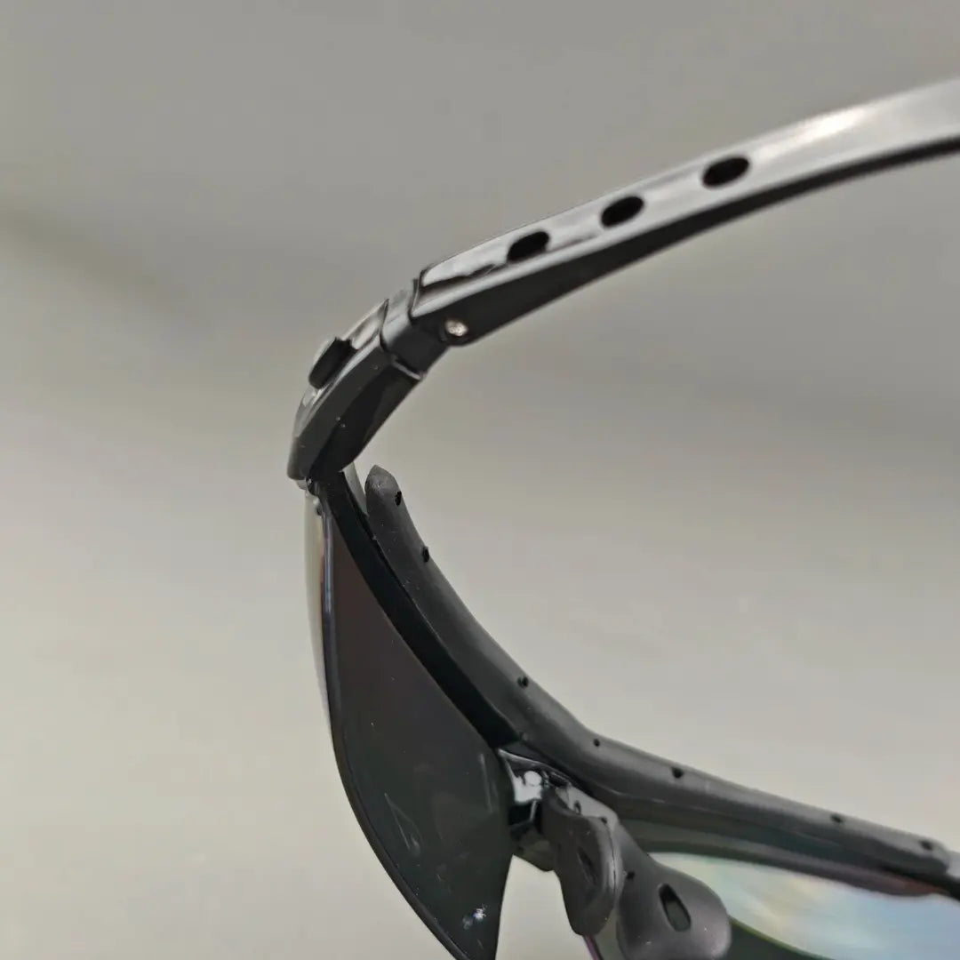 oculos-de-sol-esportivo-polarizado-com-suporte-de-grau-e-5-lentes-intercambiaveis-mionelle-omni-7