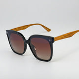 Óculos de Sol Gatinho Oversized de Madeira Feminino Polarizado Mionelle Hera Burgundy Degradê