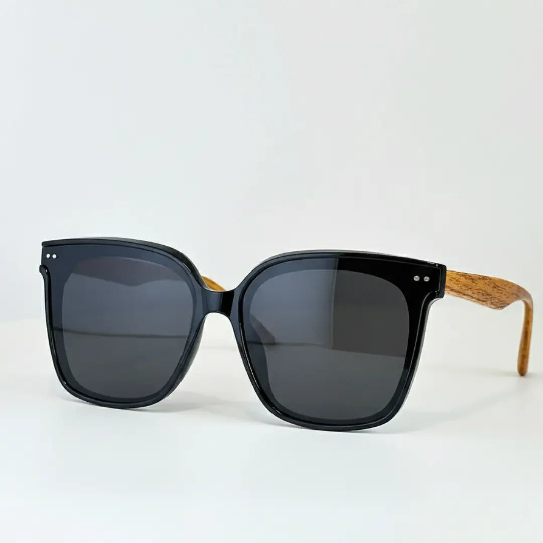 oculos-de-sol-gatinho-oversized-de-madeira-feminino-mionelle-hera-preto-6