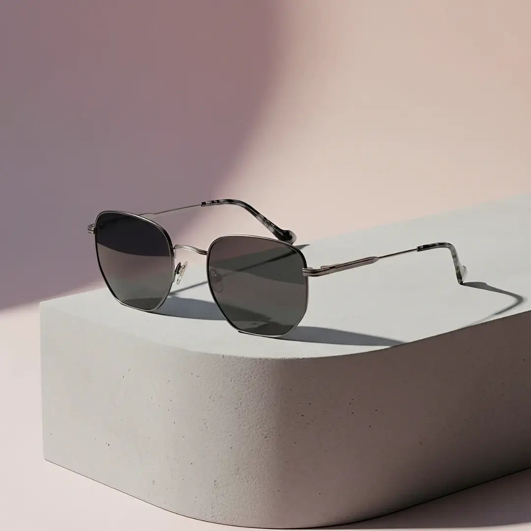 oculos-de-sol-hexagonal-masculino-feminino-polarizado-mionelle-cosmo-prateado-6