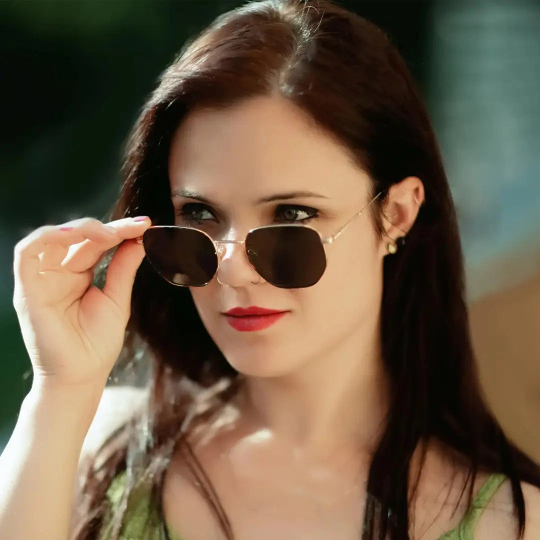 oculos-de-sol-hexagonal-masculino-feminino-polarizado-mionelle-cosmo-verde-9