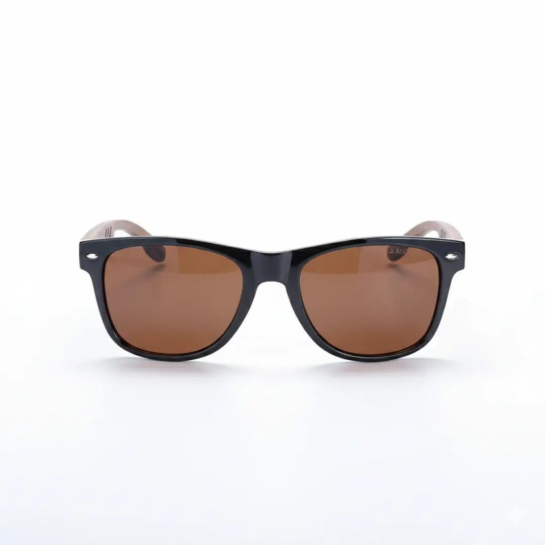 oculos-de-sol-quadrado-de-madeira-unissex-marrom-polarizado-mionelle-legado-13