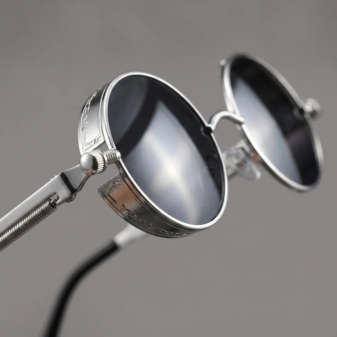 óculos de sol redondo steampunk prateado lentes pretas mionelle